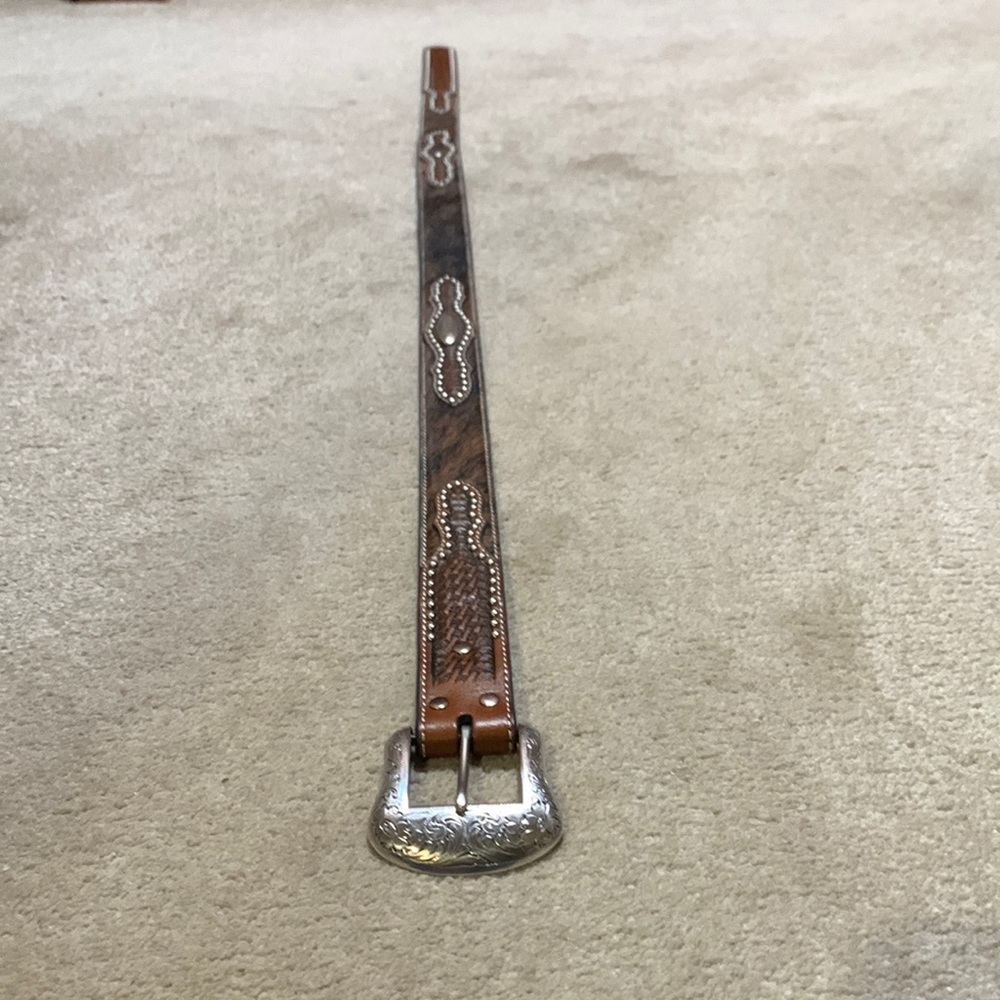 cowhide belt! never been worn. size 42